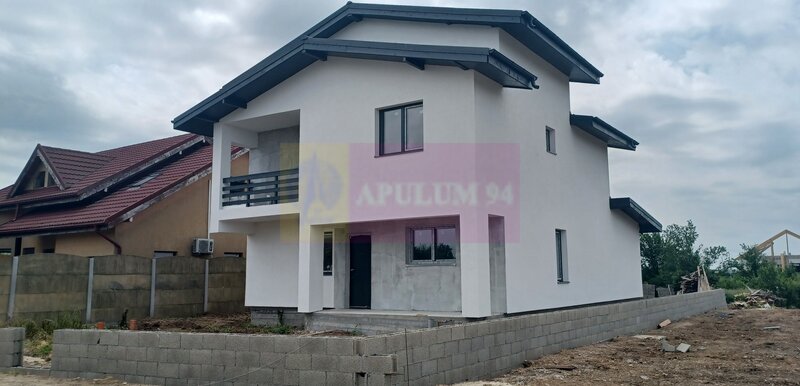 Sabareni, casa p+1E+m, 5 camere, 3 bai, terasa acoperita, CT