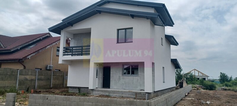 Sabareni, casa p+1E+m, 5 camere, 3 bai, terasa acoperita, CT